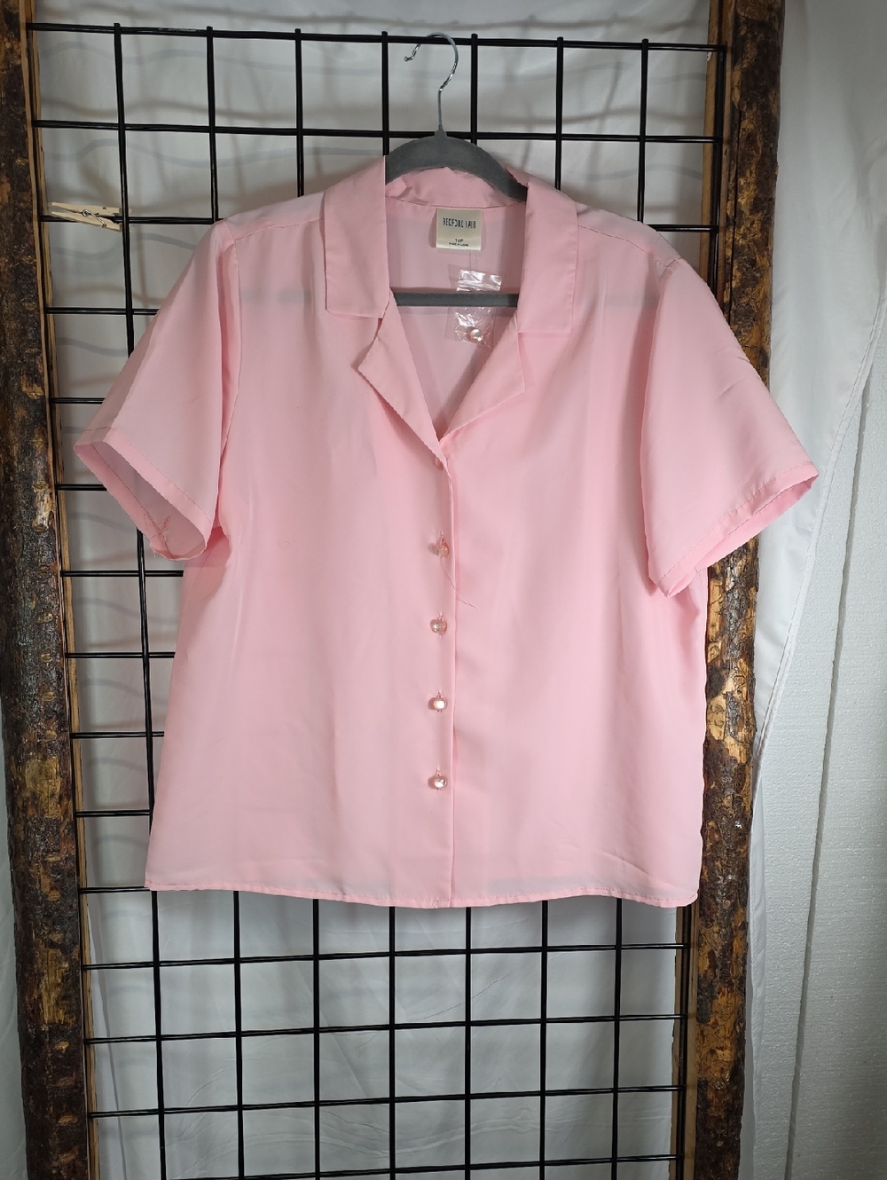 Light Pink Short-Sleeve Button-Down Shirt